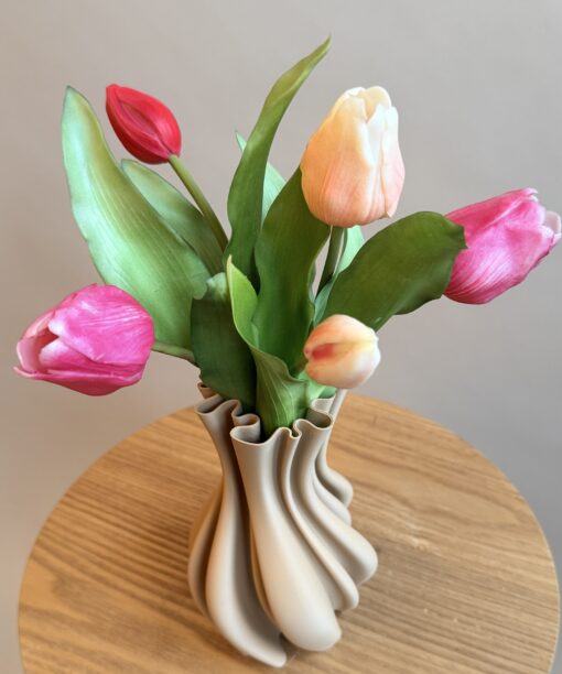Alternative view of Vaasje met kunsttulpen Blossom Bliss